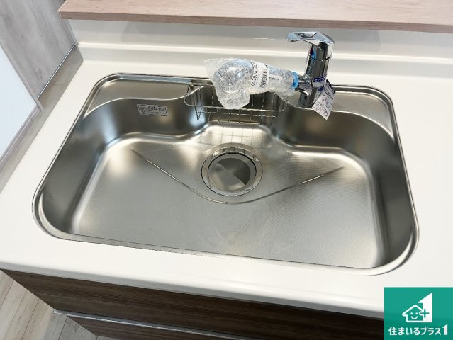 神戸市北区鹿の子台北町　新築一戸建ての設備|広々としたシンクで食器洗いも楽々！