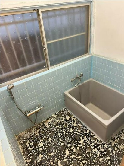 宮戸三丁目戸建の浴室