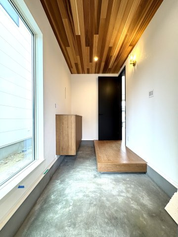 The Kataseyama Hills Residenceの玄関