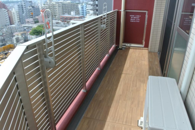 【バルコニー】 | シャルマンミューズ | 暖かな日差しのふりそそぐバルコニー