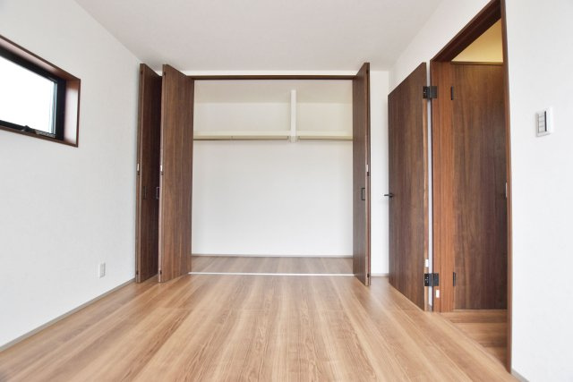 シャルムコート・ジョン上田中町｜3LDK＋駐車1台可の洋室|3階洋室6.5帖