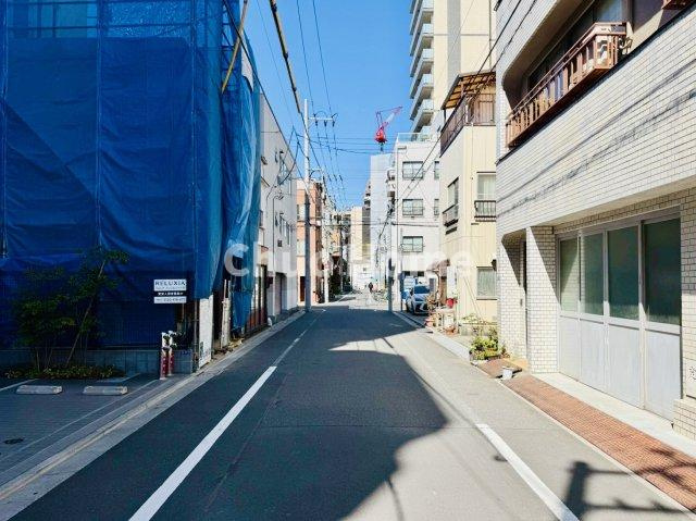 台東区竜泉3丁目新築分譲住宅の前面道路含む現地写真|全面道路