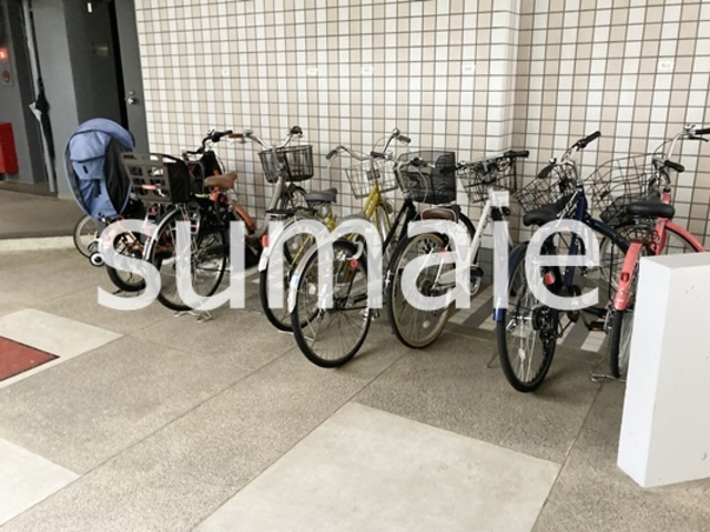晃永レジデンスのその他共用部分|敷地内駐輪場。
