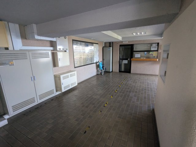 【エントランス】 | グランドパレス君影 | 管理人室があります。