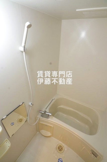 プランドール浅間町の浴室|お湯はり機能付き給湯設備