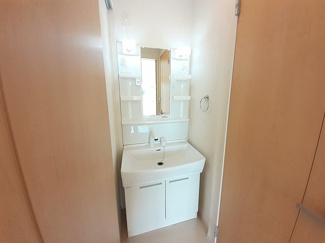 【洗面所】 | メゾン　アルモニー | 使いやすい洗面所です