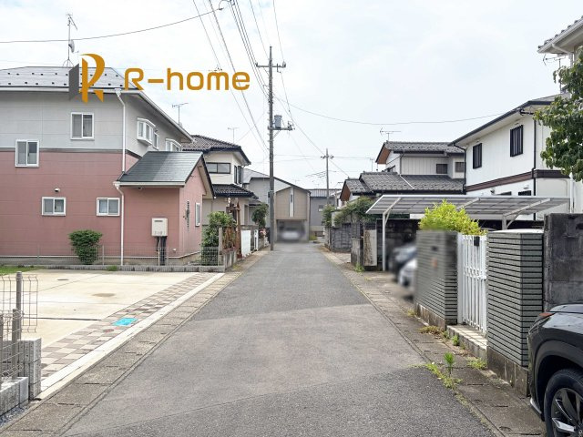 水戸市西原1丁目3期　新築戸建て　1号棟の前面道路含む現地写真|堂々！建物完成♪実際のお部屋をご見学可能です♪
ご見学が一番の資料！お気軽にお問い合わせ下さい♪