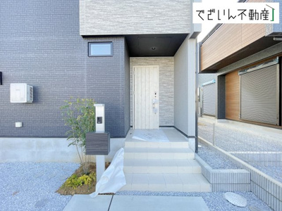 【玄関】 | blooming garden久喜市青毛3丁目　新築住宅 | ≪2号棟≫
現地(2026年3月撮影)