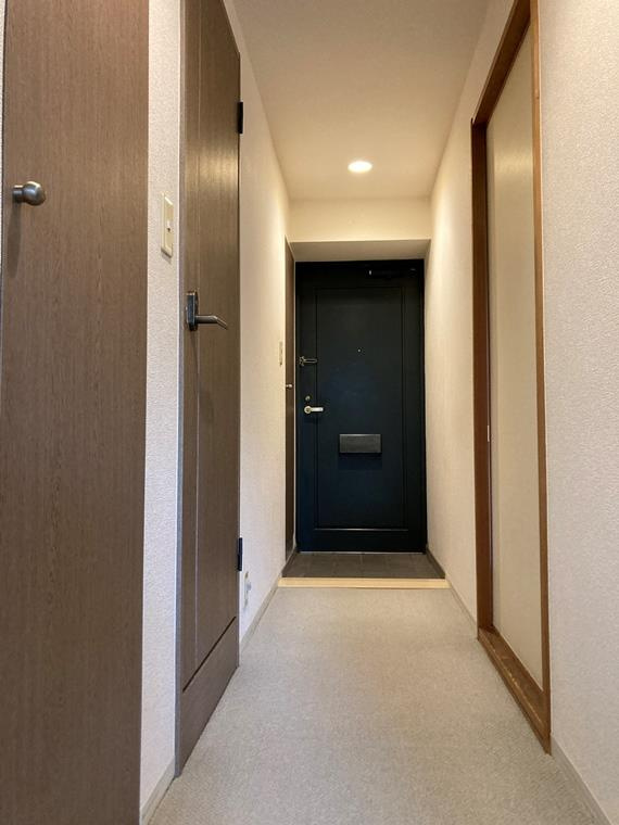 野村ステイツ市が尾の玄関