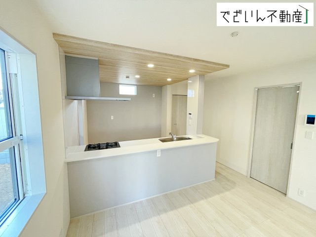 【居間・リビング】 | blooming garden久喜市青毛3丁目　新築住宅 | ≪3号棟≫
現地(2026年3月撮影)