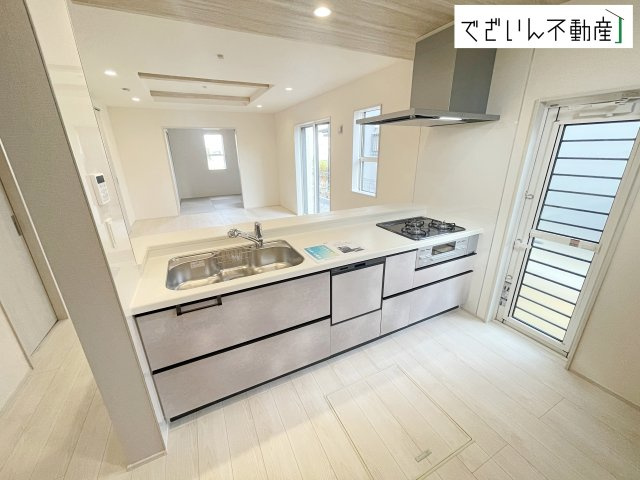 【キッチン】 | blooming garden久喜市青毛3丁目　新築住宅 | ≪3号棟≫
現地(2026年4月撮影)