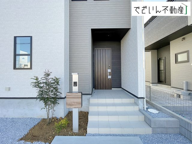 【玄関】 | blooming garden久喜市青毛3丁目　新築住宅 | ≪3号棟≫
現地(2026年3月撮影)
