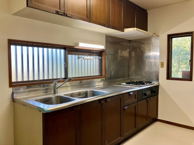 鵜ノ木戸建のキッチン