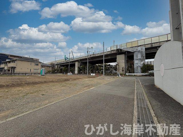 　の前面道路含む現地写真|現地外観