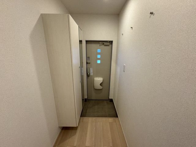 クレールＣの玄関