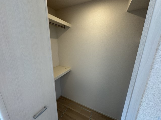 クレールＣの収納|ウォークインクローゼット