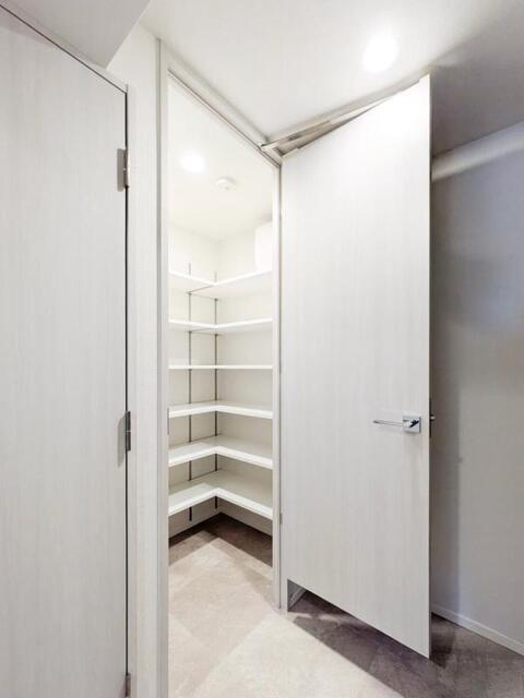 ルミーク三軒茶屋の収納