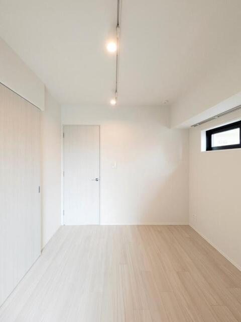 ルミーク三軒茶屋の居間・リビング