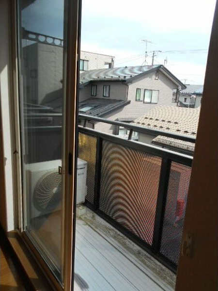 エクセルシオール A棟のバルコニー