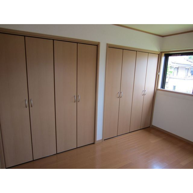 新町ユキハイツの居間・リビング