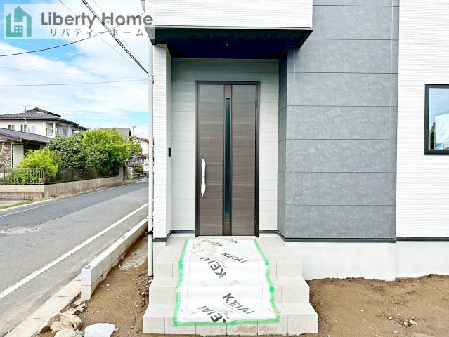 水戸市住吉町5期　新築戸建のエントランス
