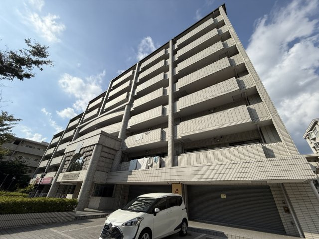 セントラルコート2号館