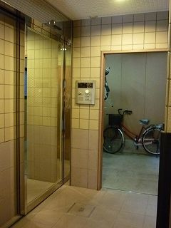 メゾン　ド　リーフのエントランス