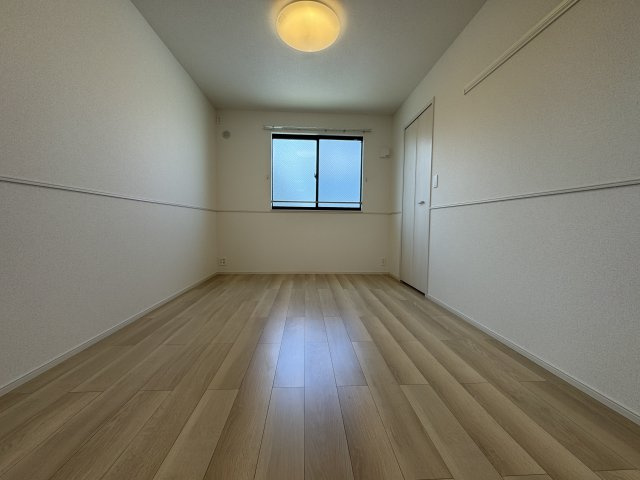クレールＣの寝室|北側洋室