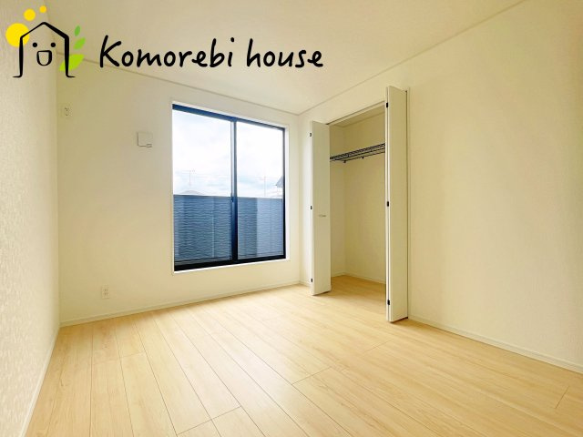 鴻巣市筑波　第5　Ⅱ期　新築一戸建て　グレイドルガーデン　01の寝室|開放的な寝室です