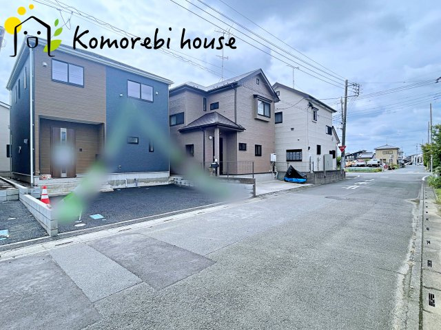 鴻巣市筑波　第5　Ⅱ期　新築一戸建て　グレイドルガーデン　01の前面道路含む現地写真|前面道路含む現地写真です