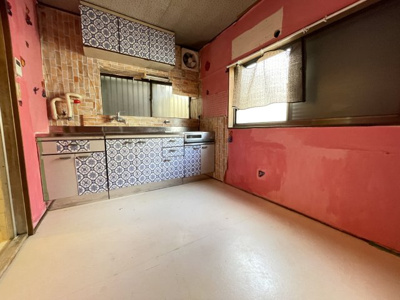 【居間・リビング】 | 岸和田3丁目中古戸建