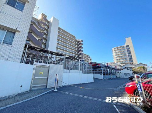 大牧ヒルズの駐車場