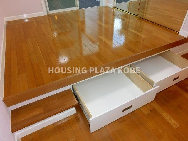 ワコーレヴィータ須磨浦通の収納