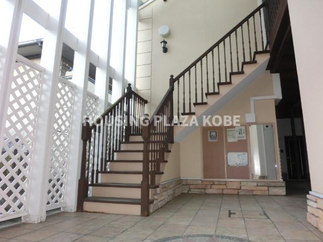 ワコーレヴィータ須磨浦通のロビー