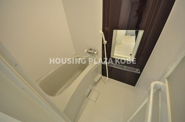 プランドール神戸の浴室