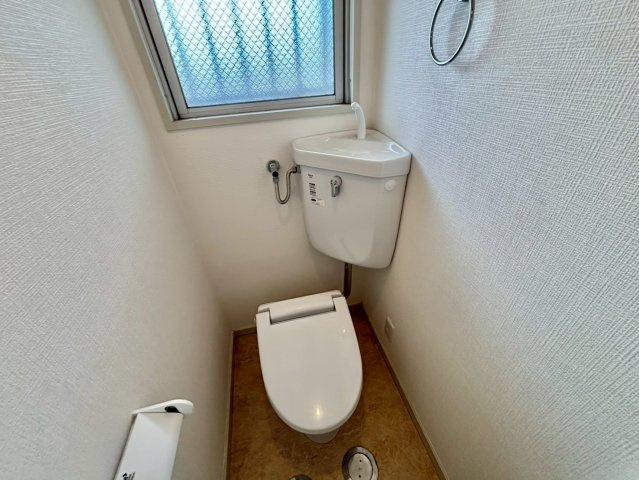メゾン今在家のトイレ