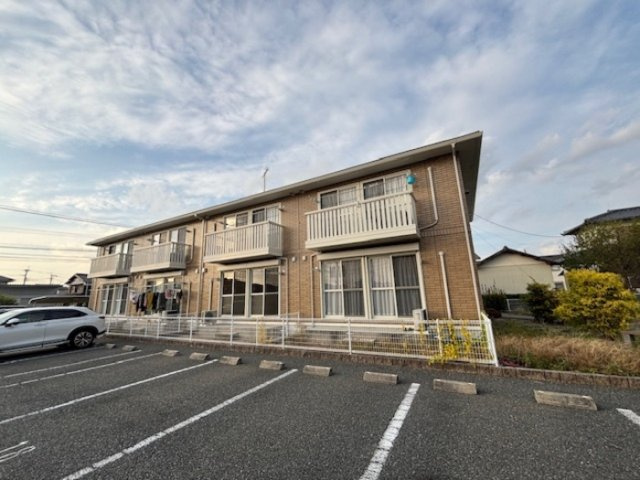 ラトンラヴール　Ⅰ番館の駐車場|駐車場完備です