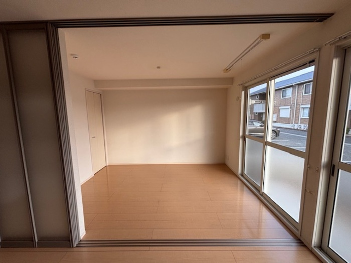 ラトンラヴール　Ⅰ番館の洋室|使い勝手のいい洋室です