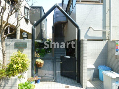 【エントランス】 | アインルーエ