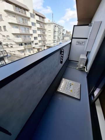 T-TRAD CASAのバルコニー