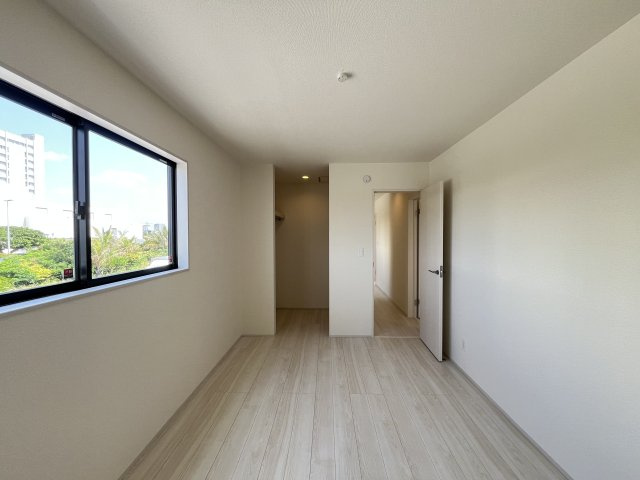 読谷村高志保（全2棟）2号棟の洋室|※同仕様写真です