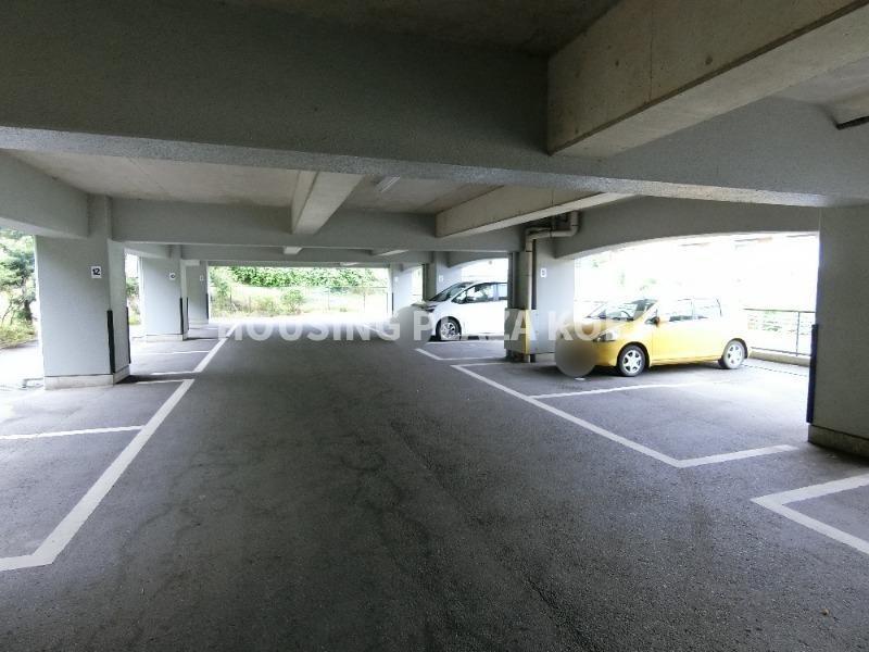 妙法寺シャロムの駐車場