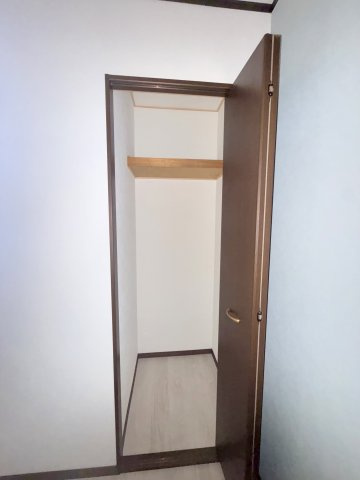 中古戸建　大東市灰塚４丁目（平成11年築）の収納