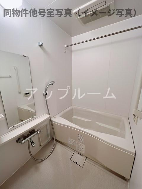 名古屋市守山区大字上志段味字上島の賃貸マンションの浴室