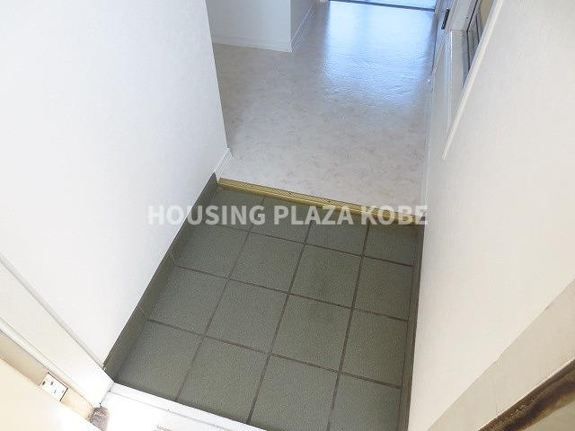 リバージュ須磨浦の玄関