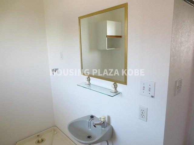 リバージュ須磨浦の洗面所