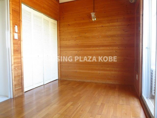 リバージュ須磨浦の居間・リビング