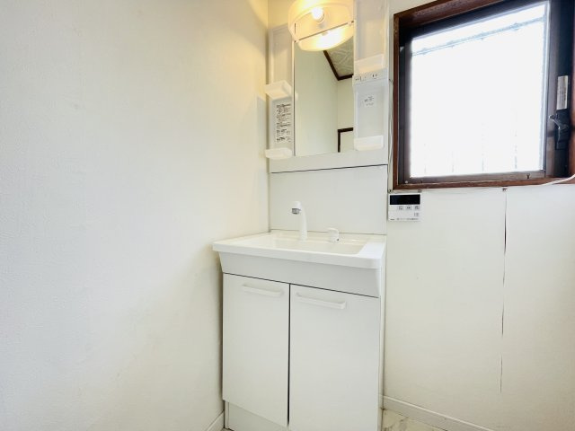 【独立洗面台】 | 寄居町鉢形　中古戸建