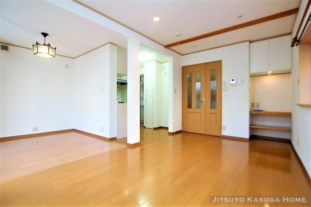 【居間・リビング】