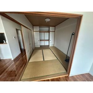 グローリアスヒルズ高蔵寺白山町の収納